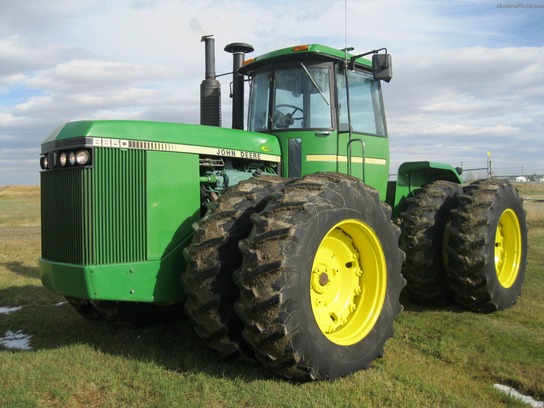 1983 John Deere 8850