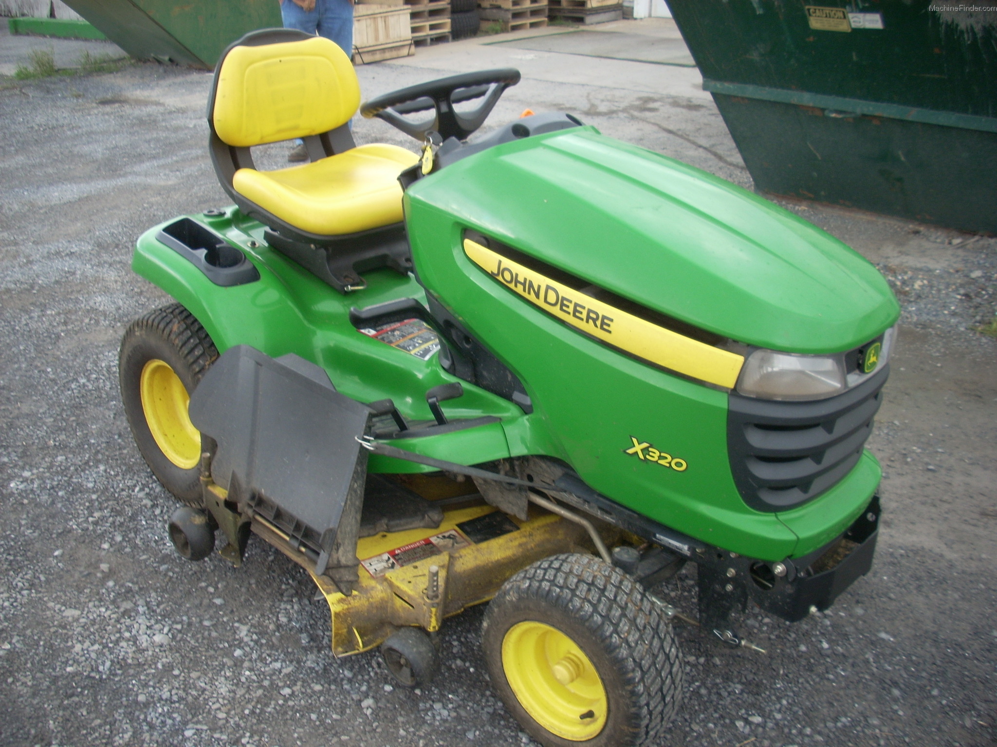 2009 John Deere X320 Lawn And Garden And Commercial Mowing John Deere Machinefinder 3996