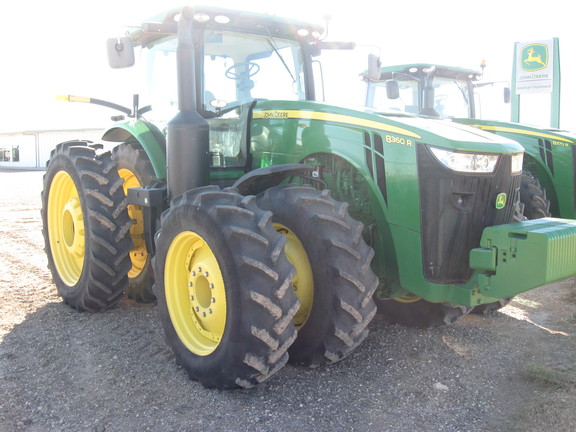 2011 John Deere 8360R