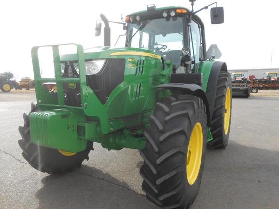 2016 John Deere 6155M