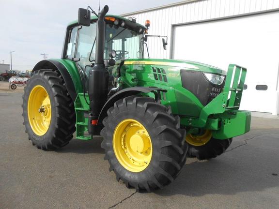 2016 John Deere 6155M