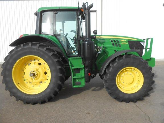 2016 John Deere 6155M