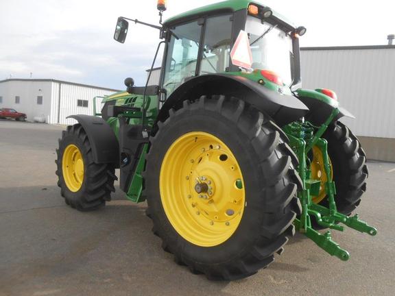 2016 John Deere 6155M