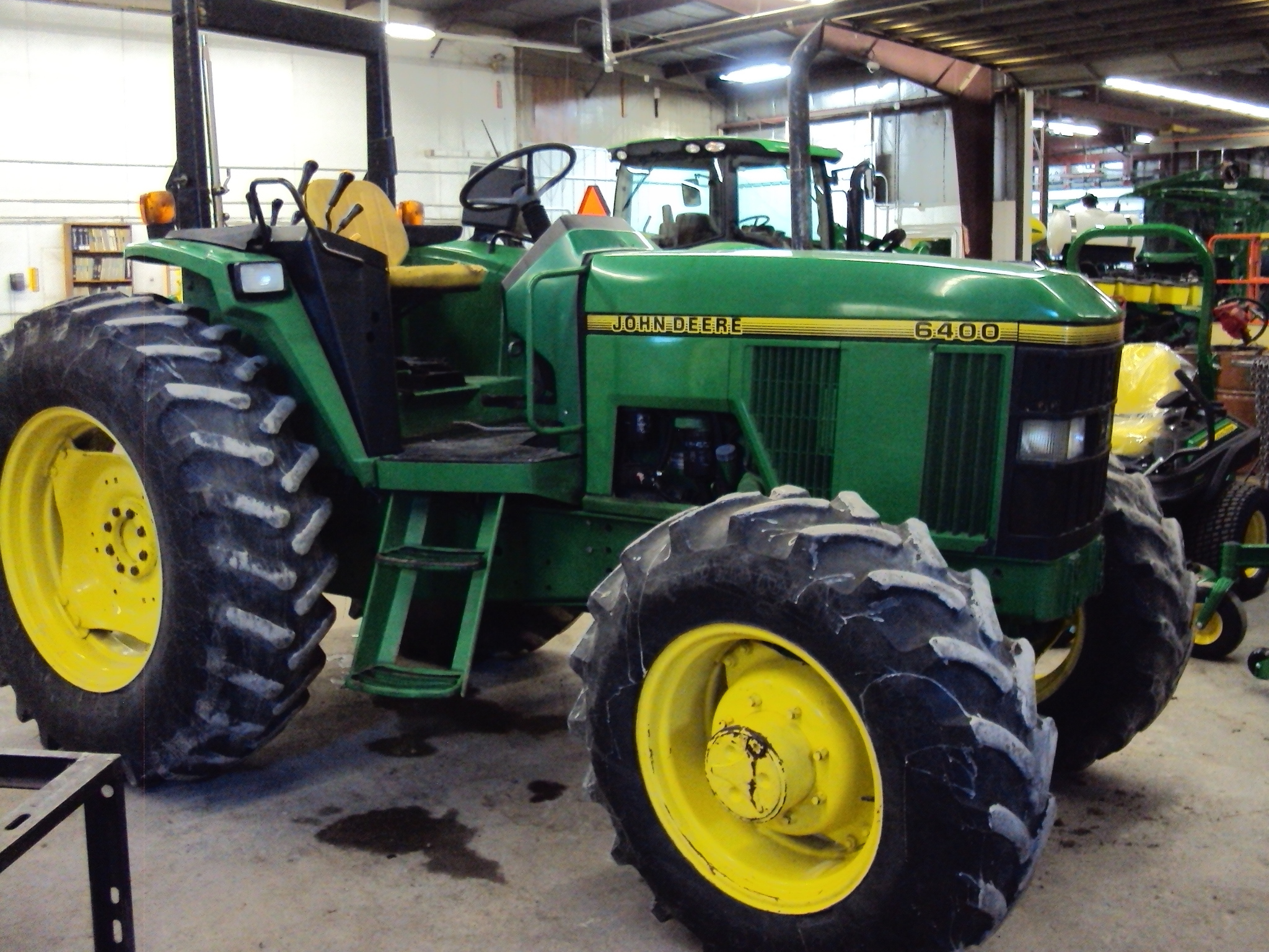 John Deere 6400 Utility Tractors for Sale [53556]