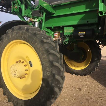 2011 John Deere 4830