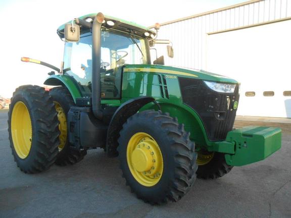 2013 John Deere 7230R