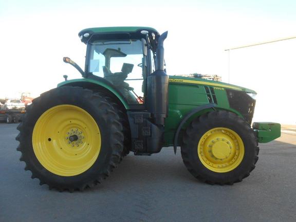 2015 John Deere 7290R