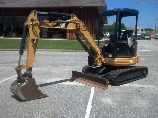 2006 Caterpillar 303CR Compact Excavator - John Deere MachineFinder