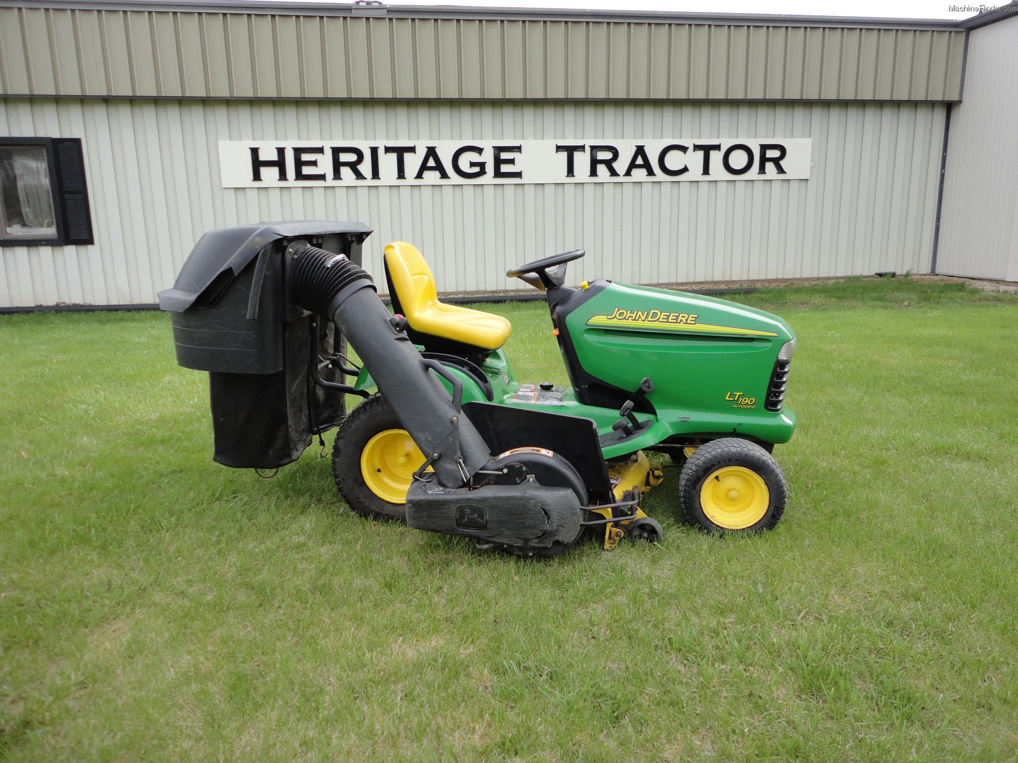 2005 John Deere Lt190 Lawn & Garden And Commercial Mowing - John Deere 