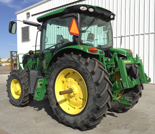 2013 John Deere 6105R