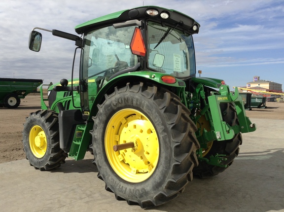 2013 John Deere 6105R