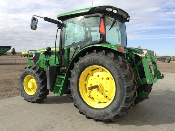 2013 John Deere 6105R