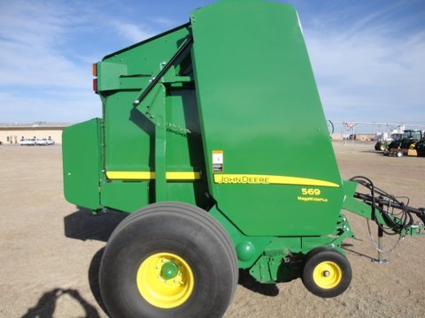 2015 John Deere 569