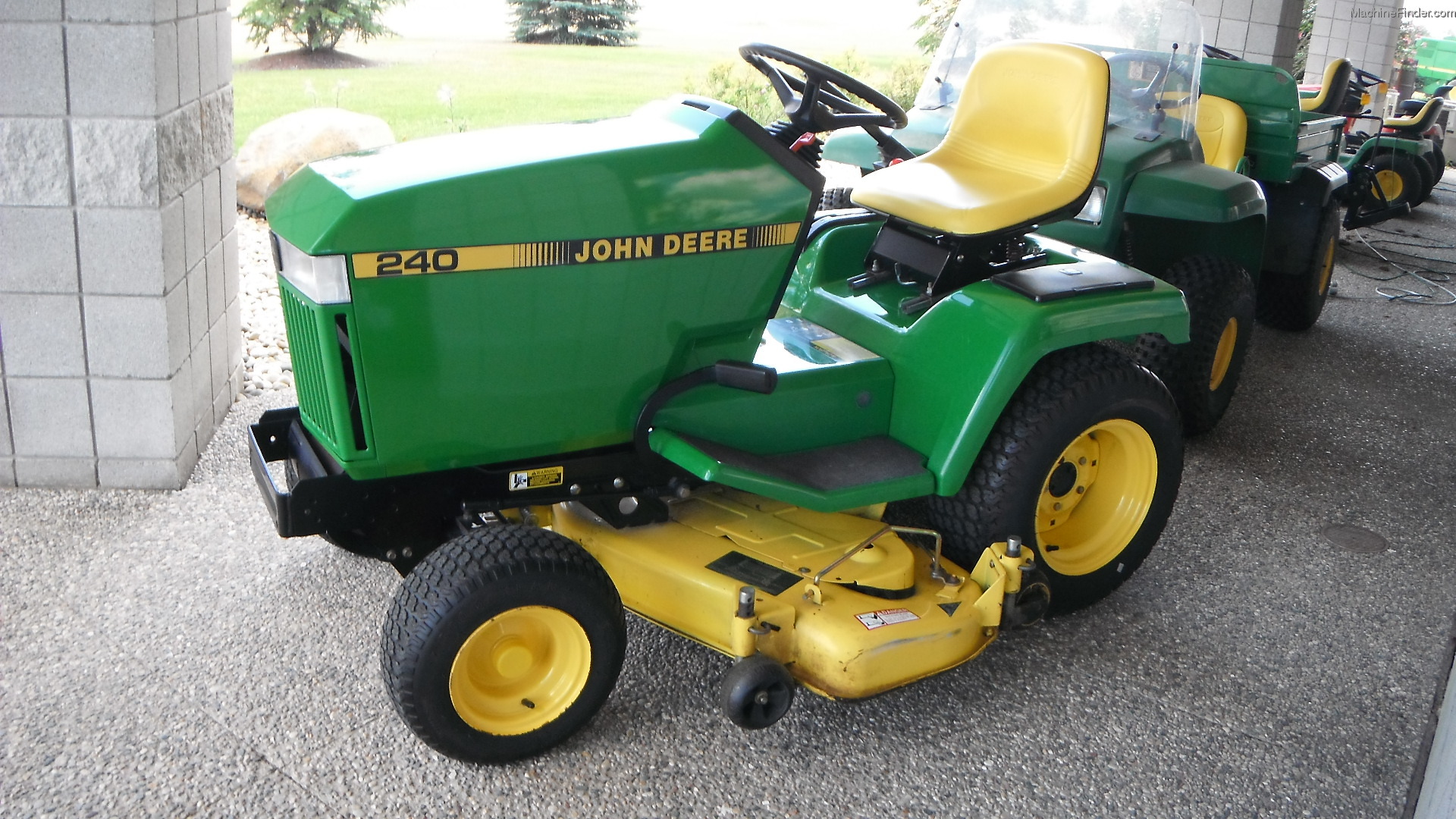 John Deere 240 Lawn Tractor At Garden Equipment 9119