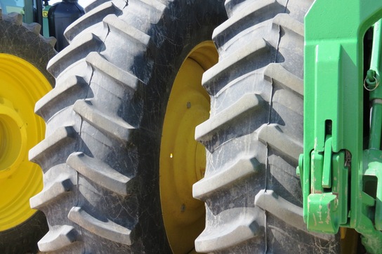 2014 John Deere 8360R