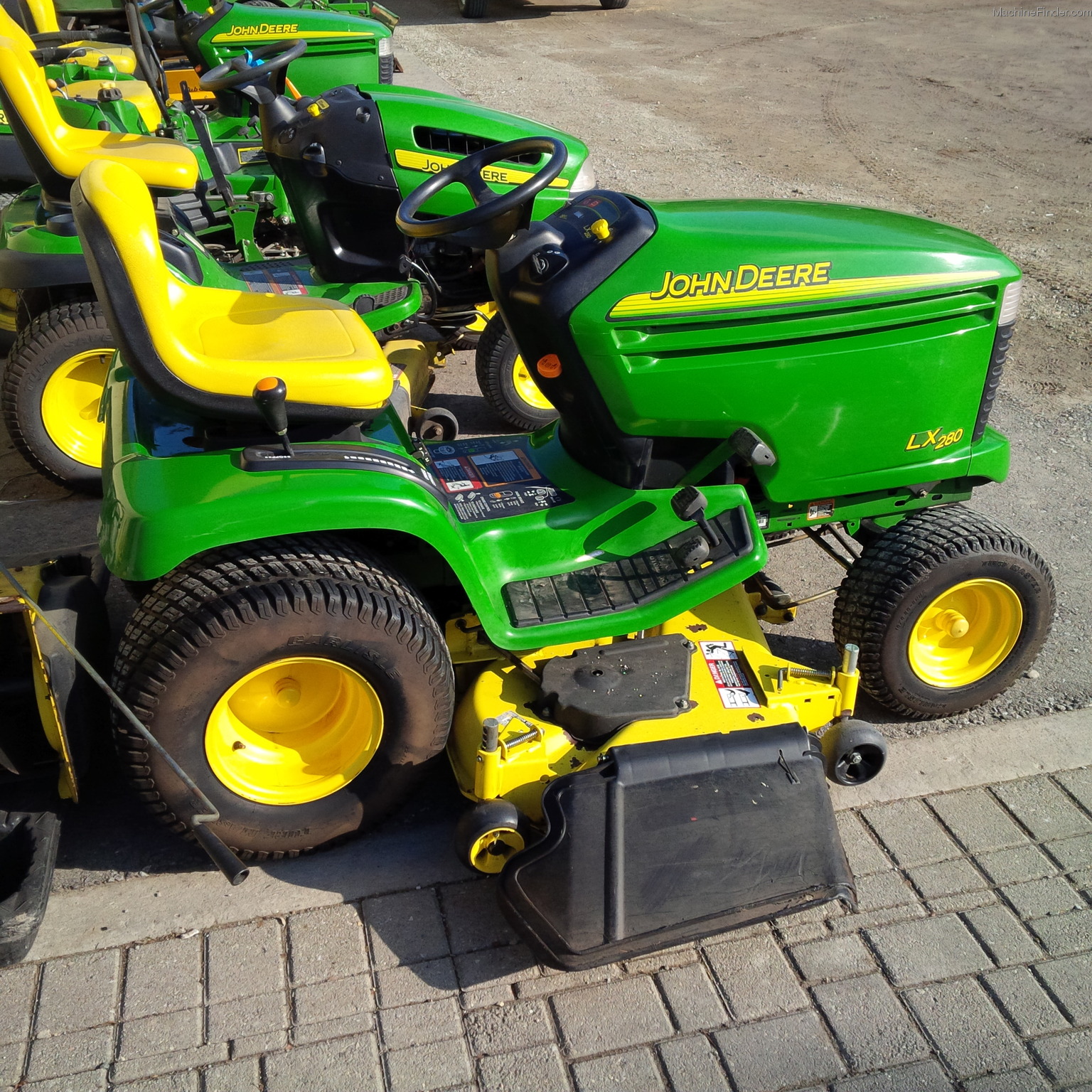 2004 John Deere LX280 Lawn Garden And Commercial Mowing John Deere