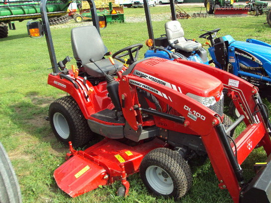 2012 Massey Ferguson Gc2600 Tractors Compact 1 40hp John Deere