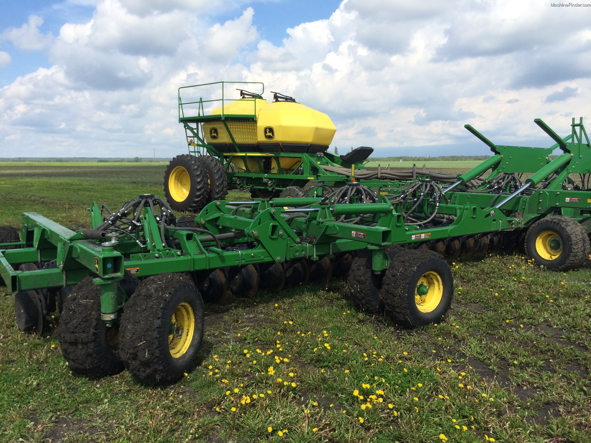 2013 John Deere 1890 Planting And Seeding Air Drills And Seeders John Deere Machinefinder 9909