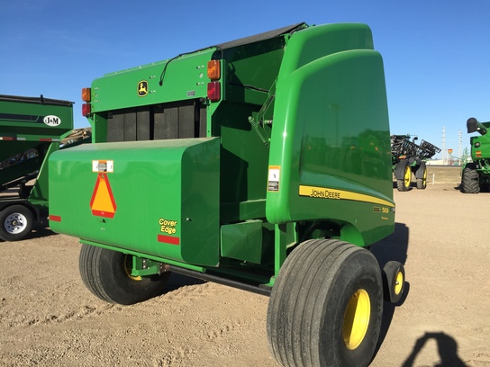 2013 John Deere 569