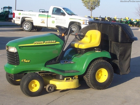 1999 John Deere Lt166 Hydro With 38 In Cut And Bagger Lawn And Garden And Commercial Mowing John