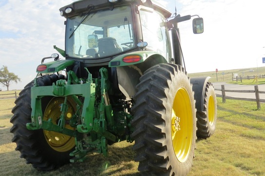 2013 John Deere 6150R