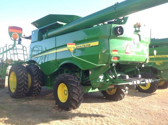 2014 John Deere S670