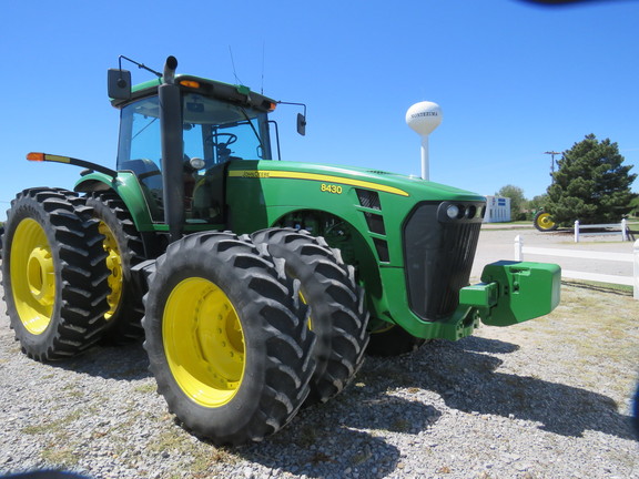 2008 John Deere 8430