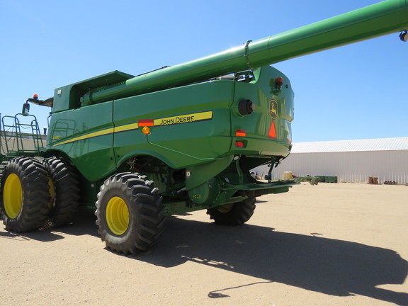 2014 John Deere S680