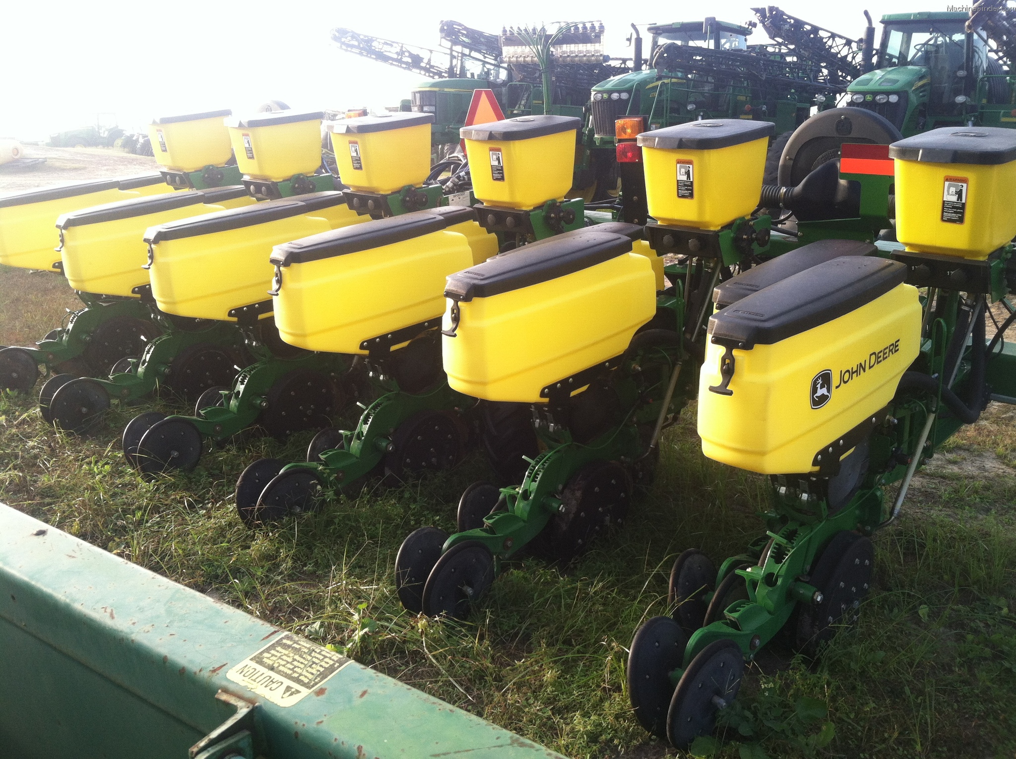 2012-john-deere-1700-twin-row-planting-seeding-planters-john