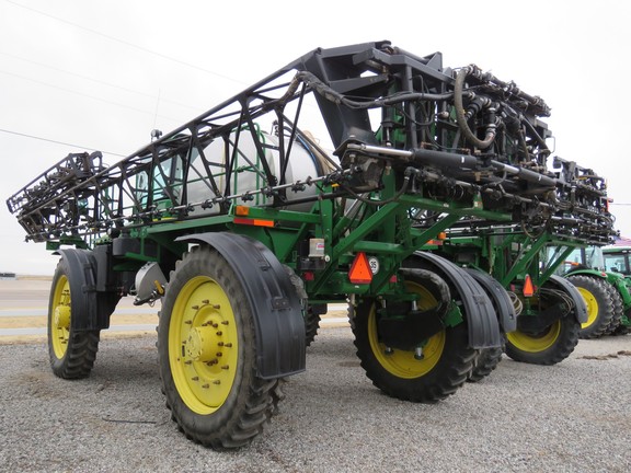 2011 John Deere 4930