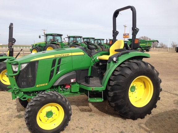 2015 John Deere 4066R