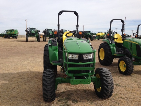 2015 John Deere 4066R