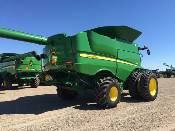 2014 John Deere S680