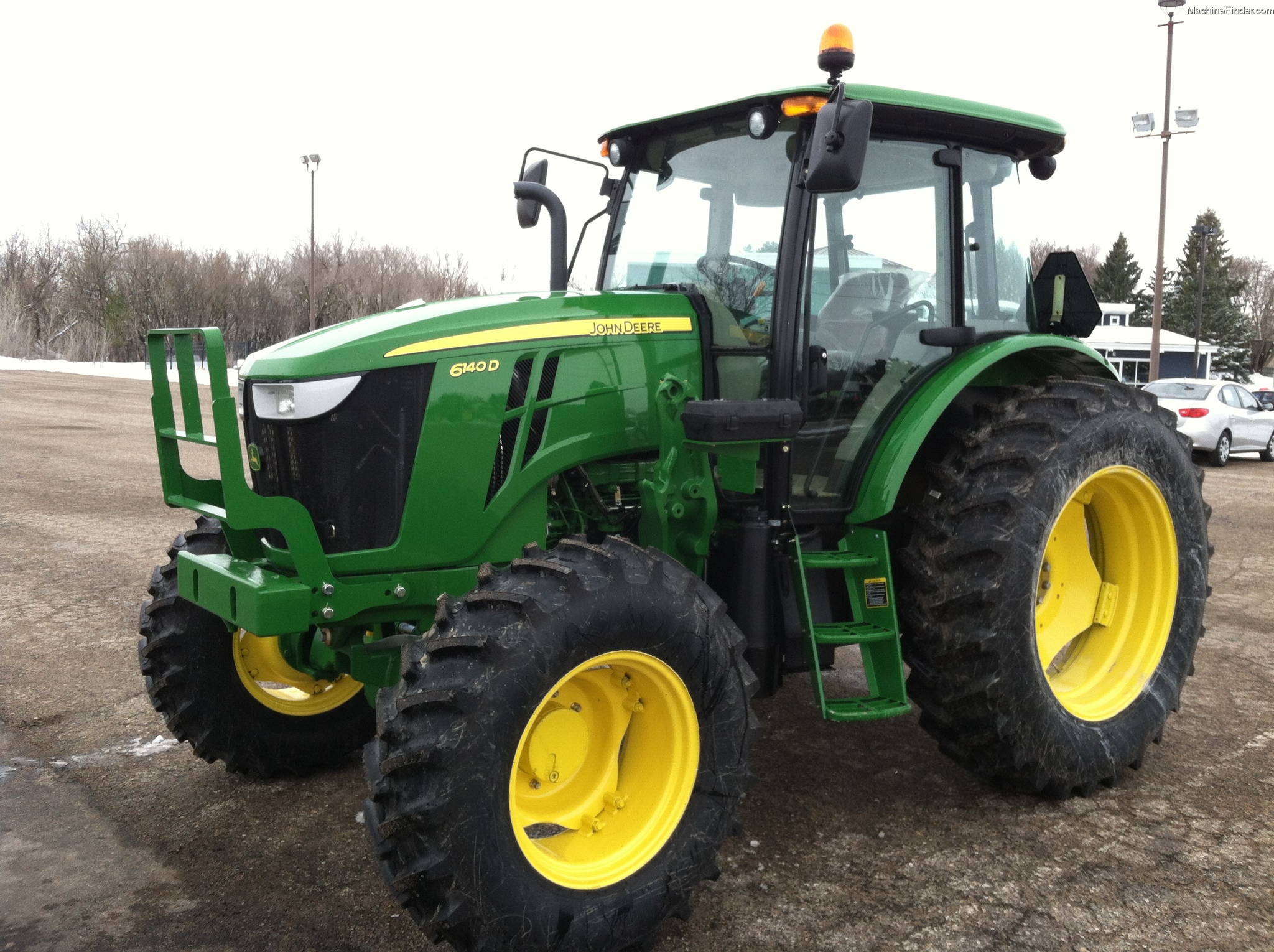 2013-john-deere-6140d-tractors-row-crop-100hp-john-deere