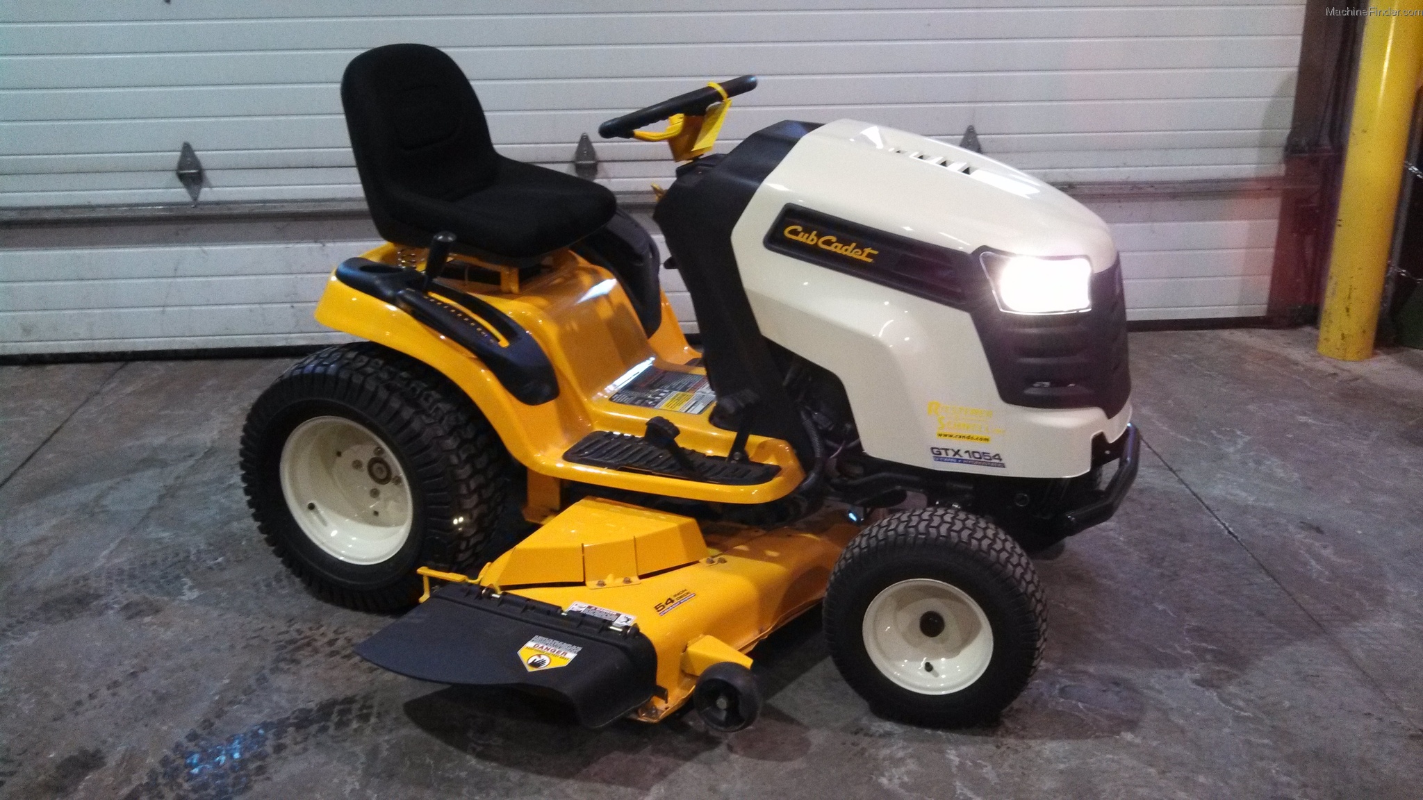 Cub Cadet Gtx Lawn Garden And Commercial Mowing John Deere