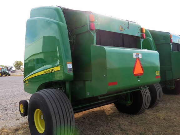 2014 John Deere 569 Premium