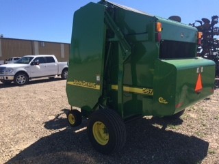 2003 John Deere 567