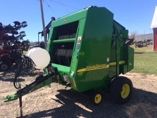 2003 John Deere 567