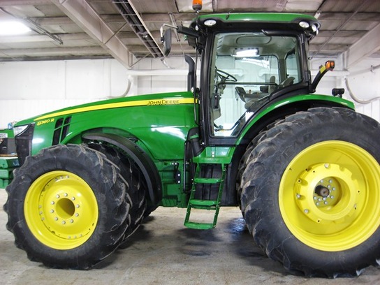 2011 John Deere 8360R