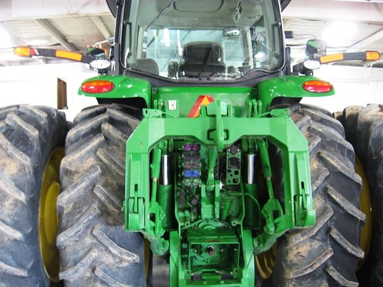 2011 John Deere 8360R