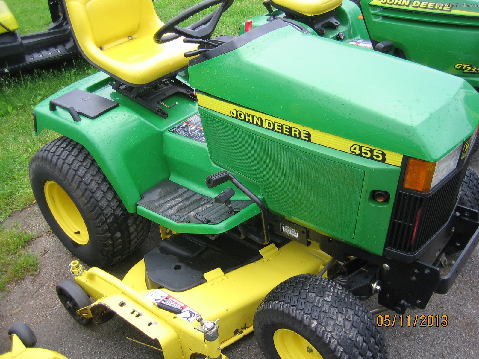 2001 John Deere 455 Lawn & Garden And Commercial Mowing - John Deere 