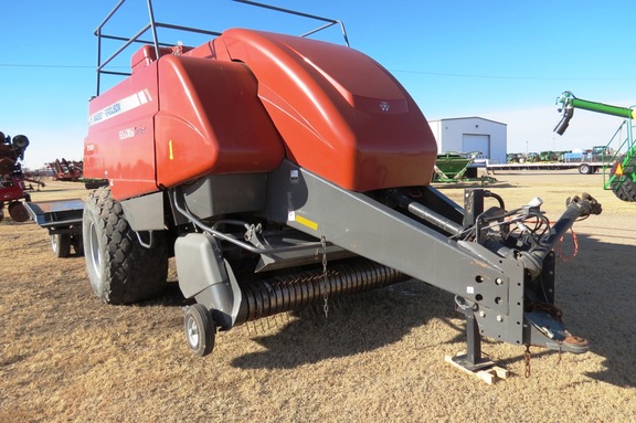 2009 Massey - Ferguson 2190