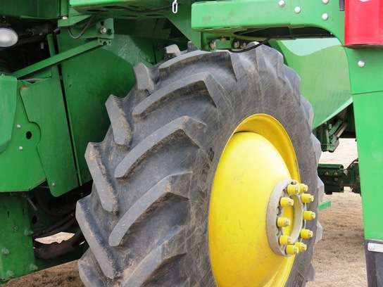 2014 John Deere S670