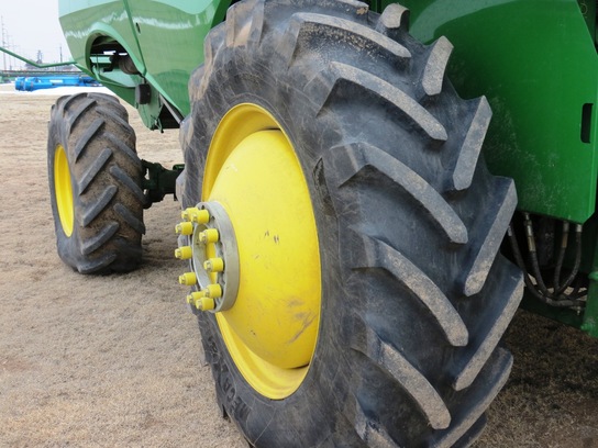 2014 John Deere S670