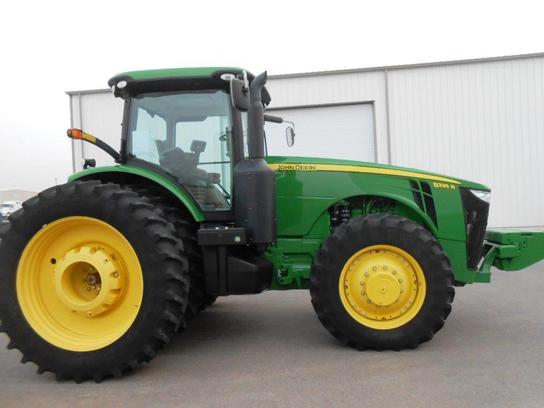 2013 John Deere 8335R