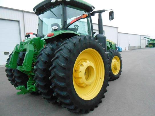 2013 John Deere 8335R