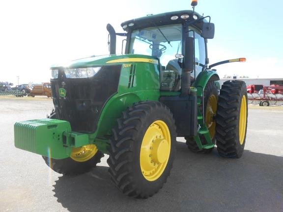 2011 John Deere 7230R