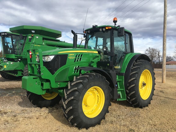 2016 John Deere 6155M