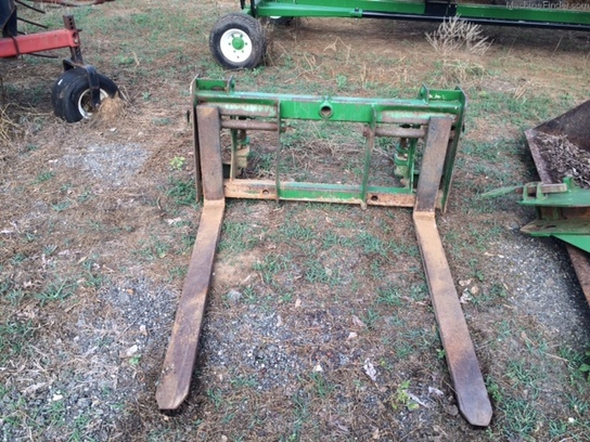 2000 John Deere 740 Pallet Forks Forks John Deere Machinefinder