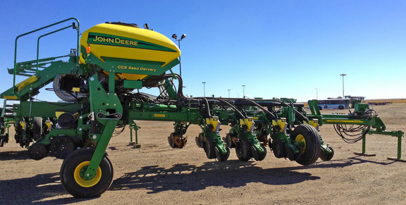 2013 John Deere 1770NT